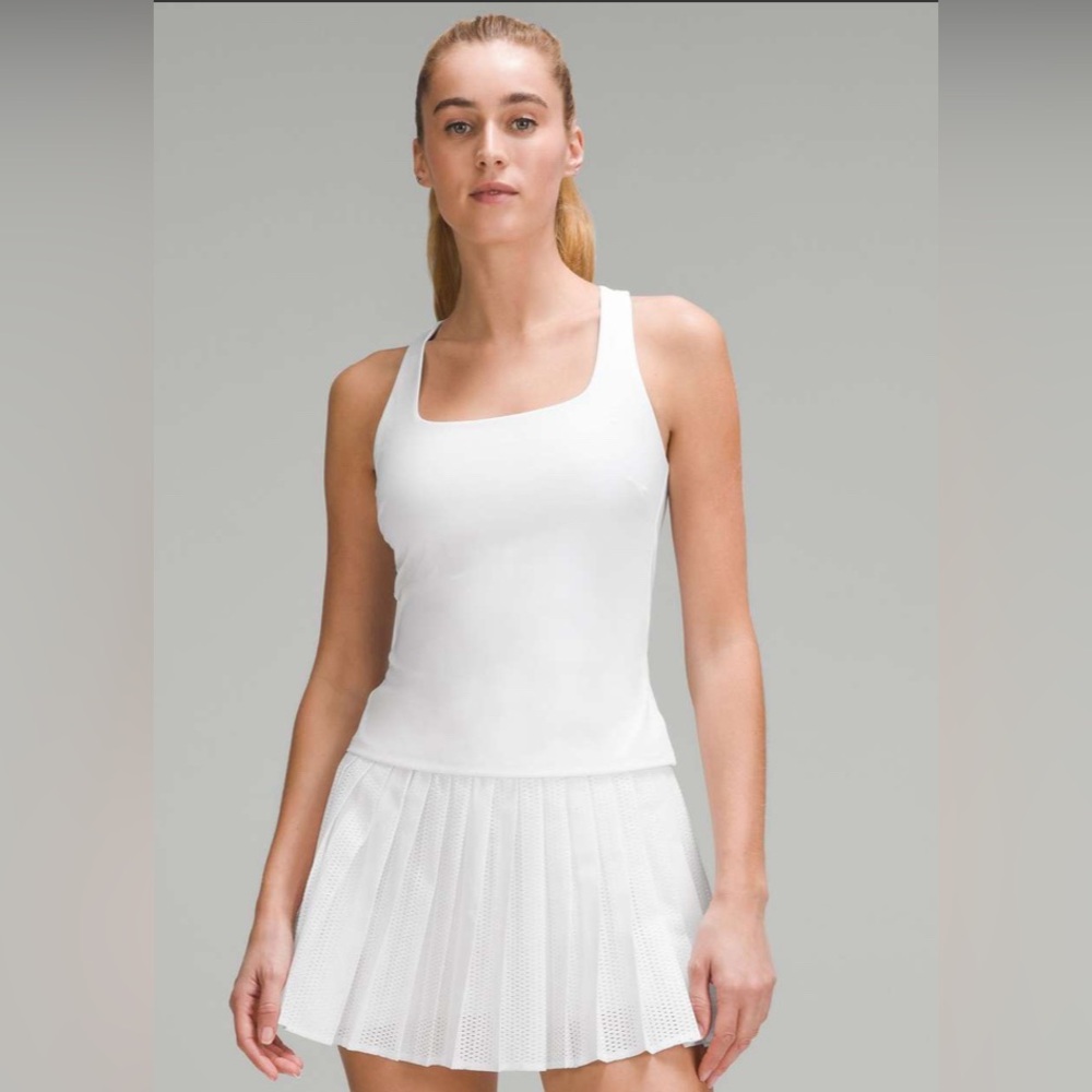 NWT Lululemon Lightweight Tennis Tank Top